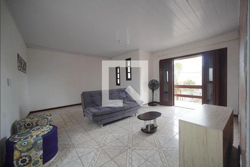 3-bedroom house, 1 with its own bathroom, 171 m²