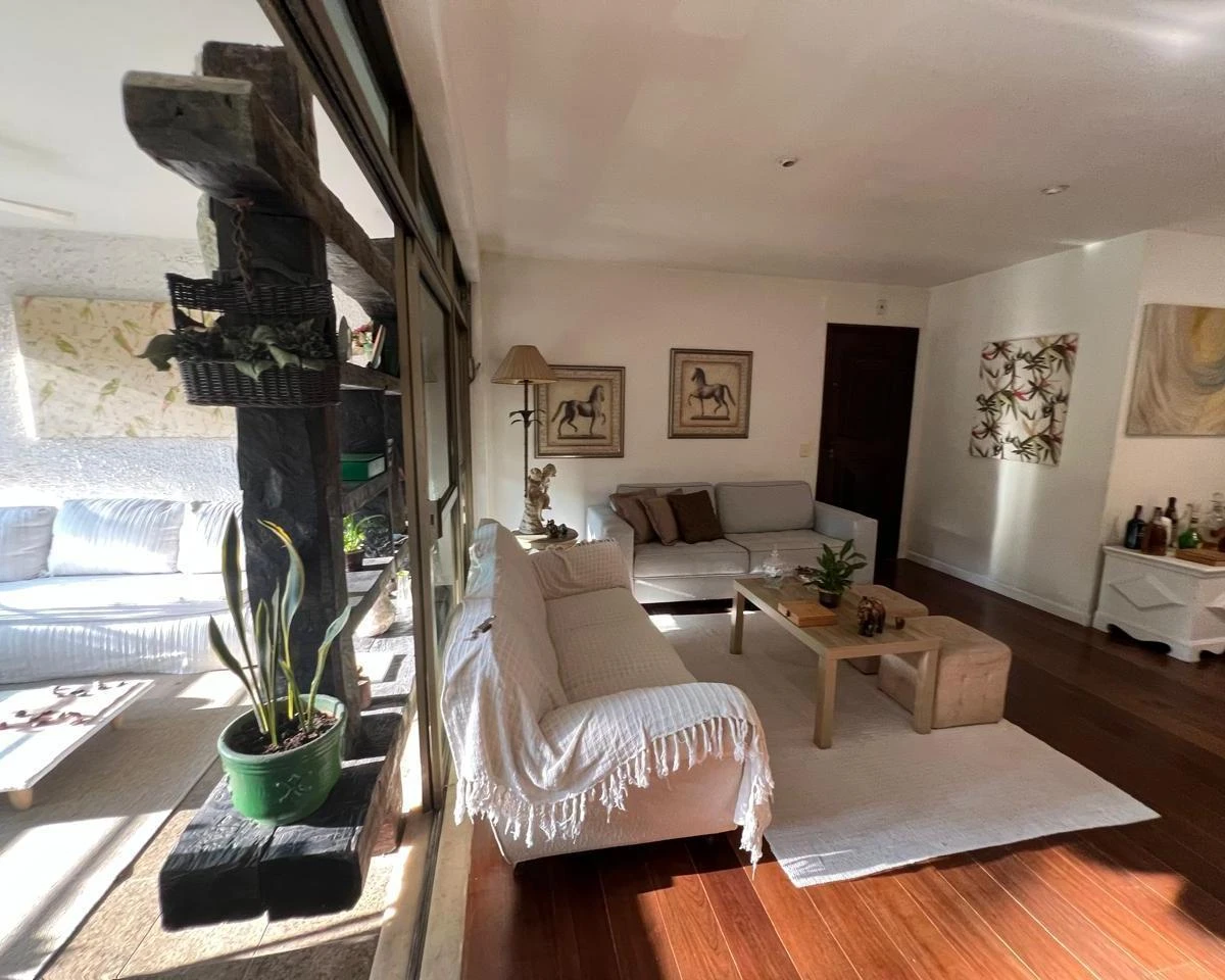 Furnished 170 m² apartment with 4 en-suite suites — photo 16