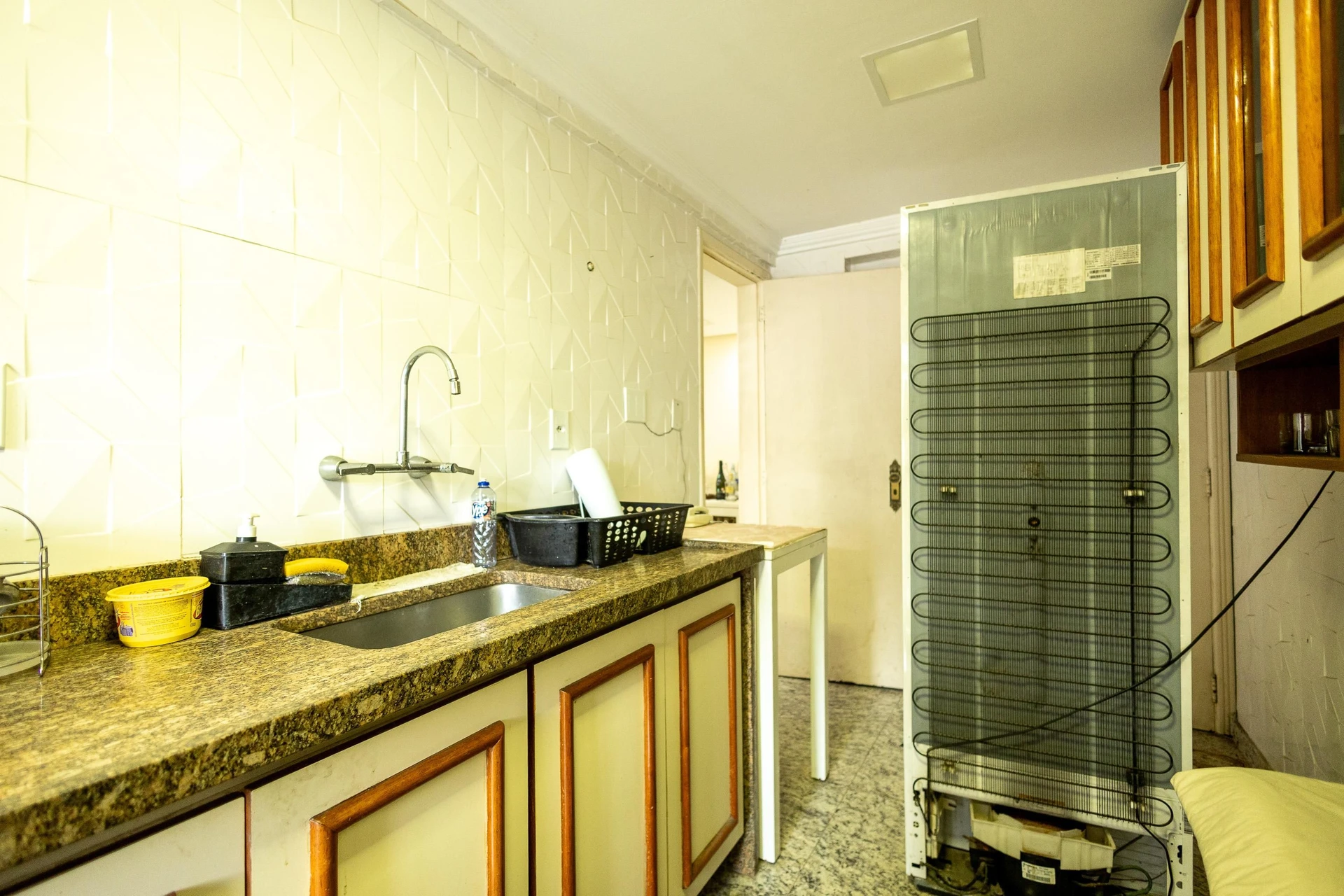 Furnished 1-bedroom apartment with 2 parking spaces — photo 27
