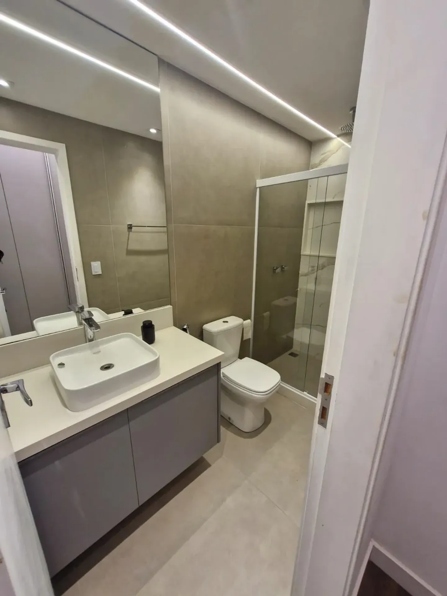 Furnished house, 280 m², with a water view — photo 18