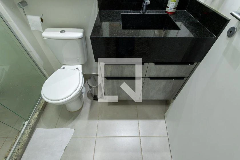 2-bedroom apartment with a park view — photo 36