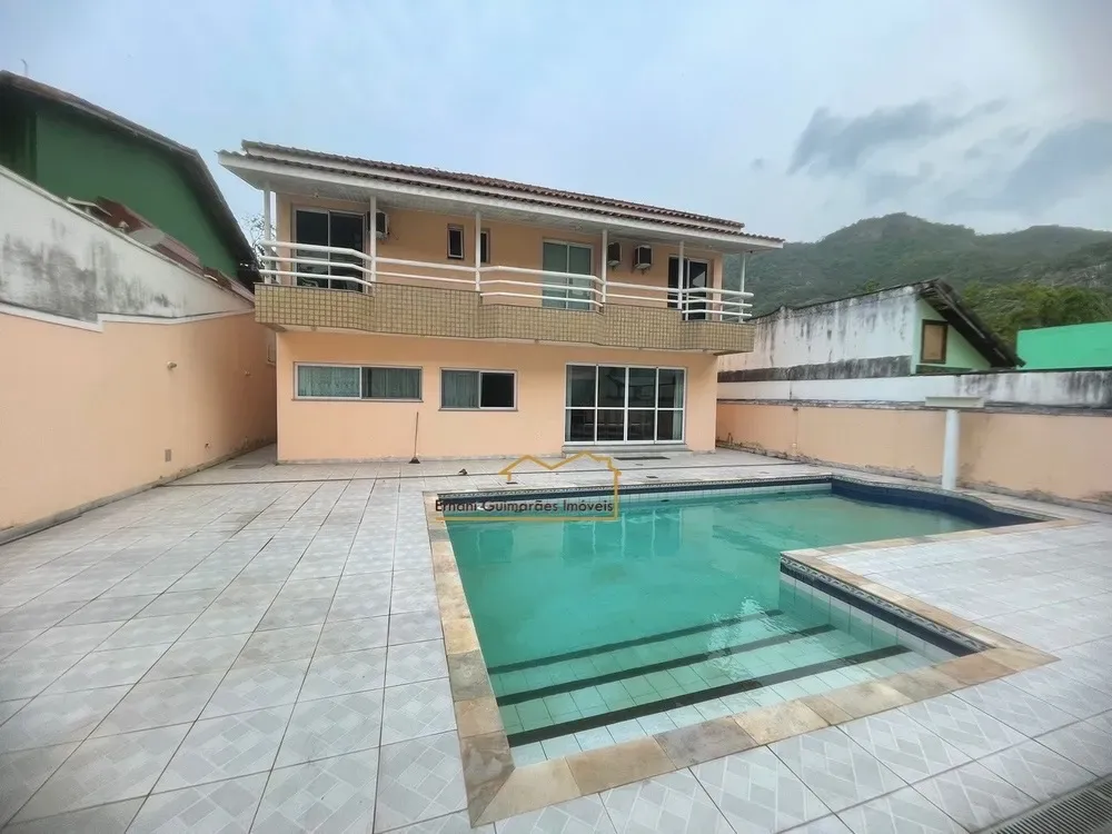 6-bedroom house with a mountain view in Rio de Janeiro — photo 13