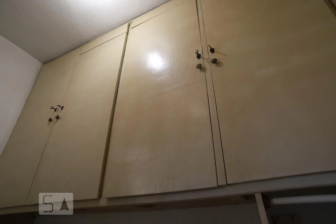 2-bedroom apartment with a mountain view — photo 26
