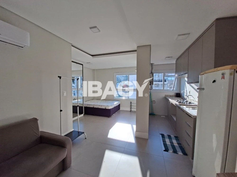 Furnished studio with 1 bedroom, 1 bath and mountain view