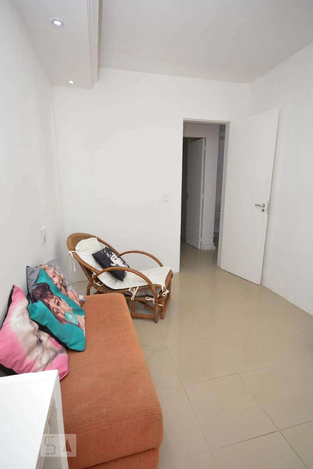 2-bedroom apartment with a bathtub in Rio de Janeiro — photo 27