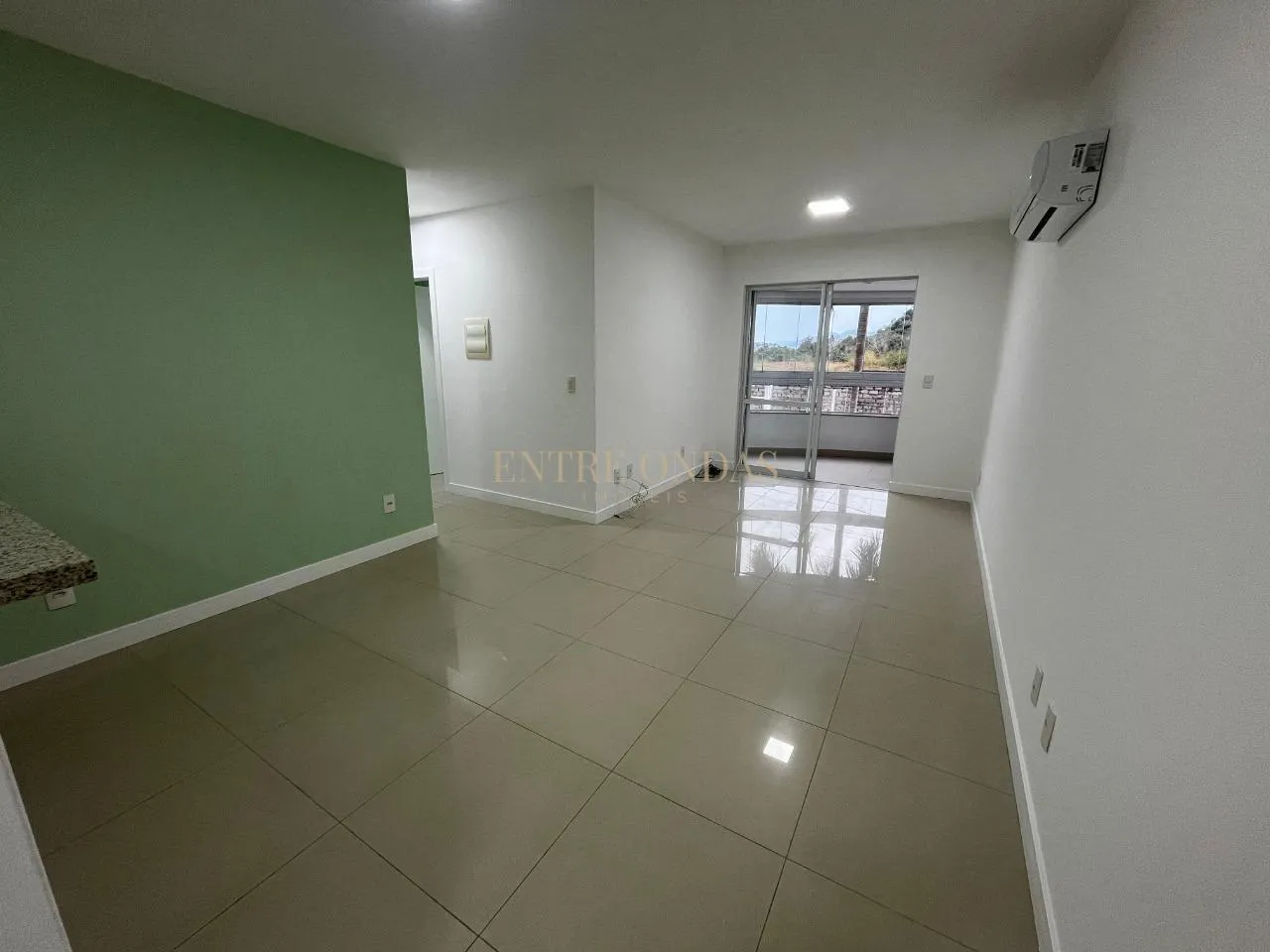Apartment, 90 m², with a glass-enclosed balcony — photo 5