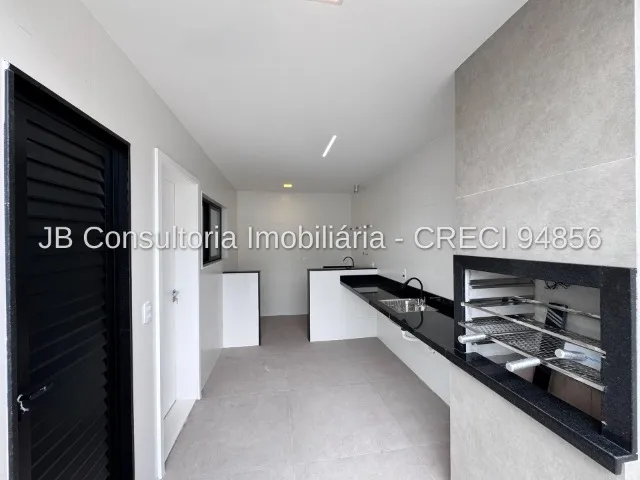 House, 210 m², with a grill on the balcony — photo 2