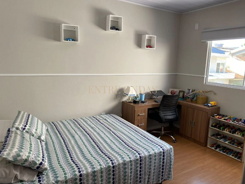Home office in a 3-bedroom house, 120 m² — photo 4