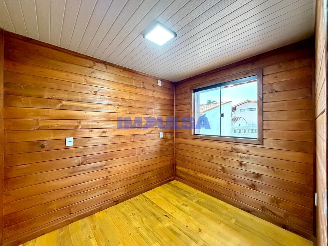 2-bedroom house with a private BBQ — photo 8