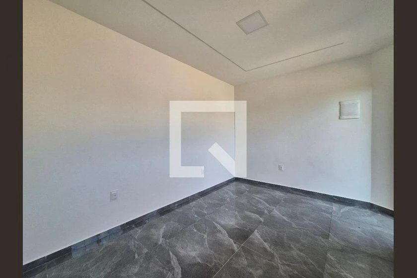 House, 400 m², with a washing machine — photo 47