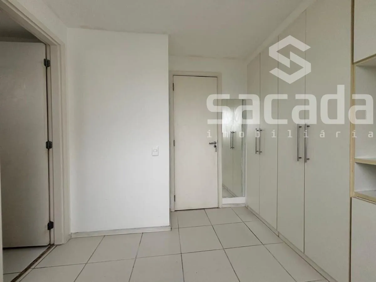 Балкон с грилем и 3 спальни: квартира 131 м² — photo 27