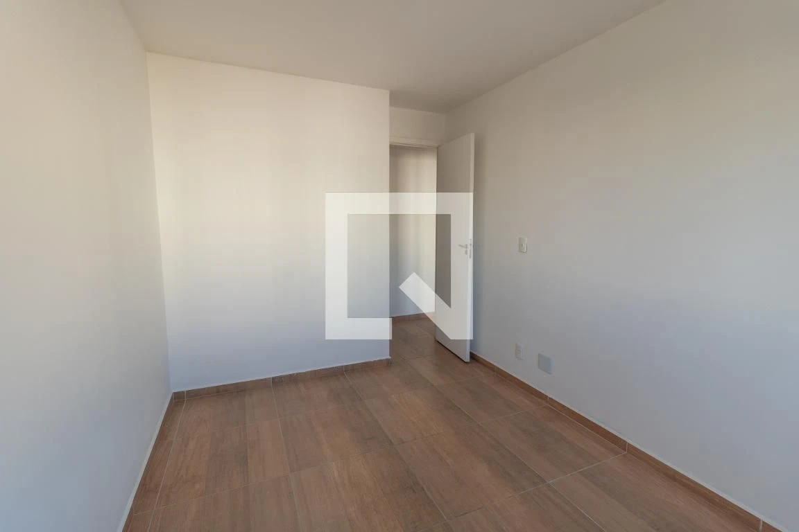 3-bedroom apartment in a building with a gym — photo 21
