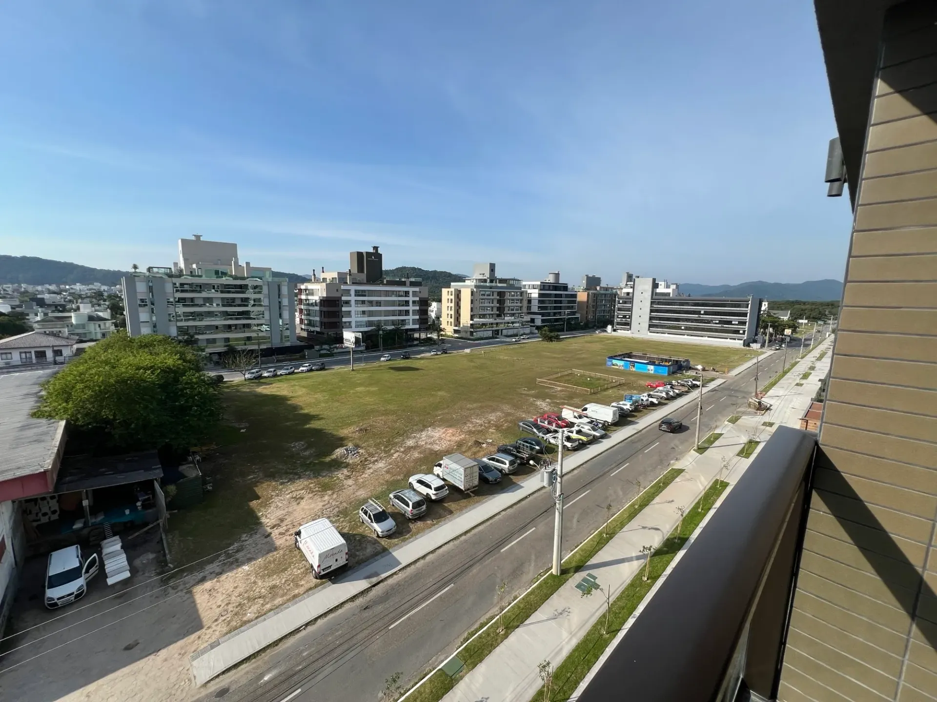 Apartamento con 2 suites, jardín y parrilla privados — photo 25