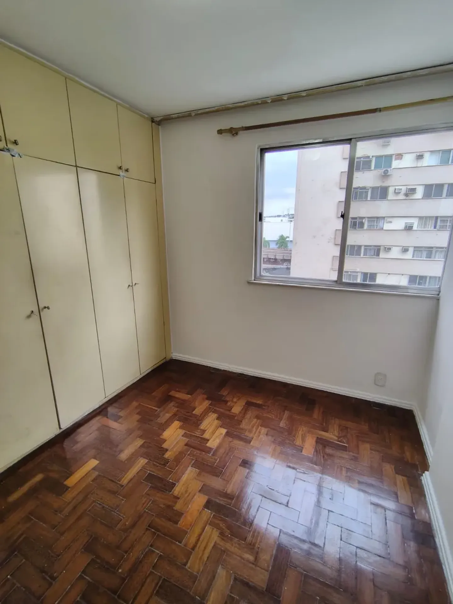 Робоче місце та 3 спальні: квартира 68 м² — photo 6
