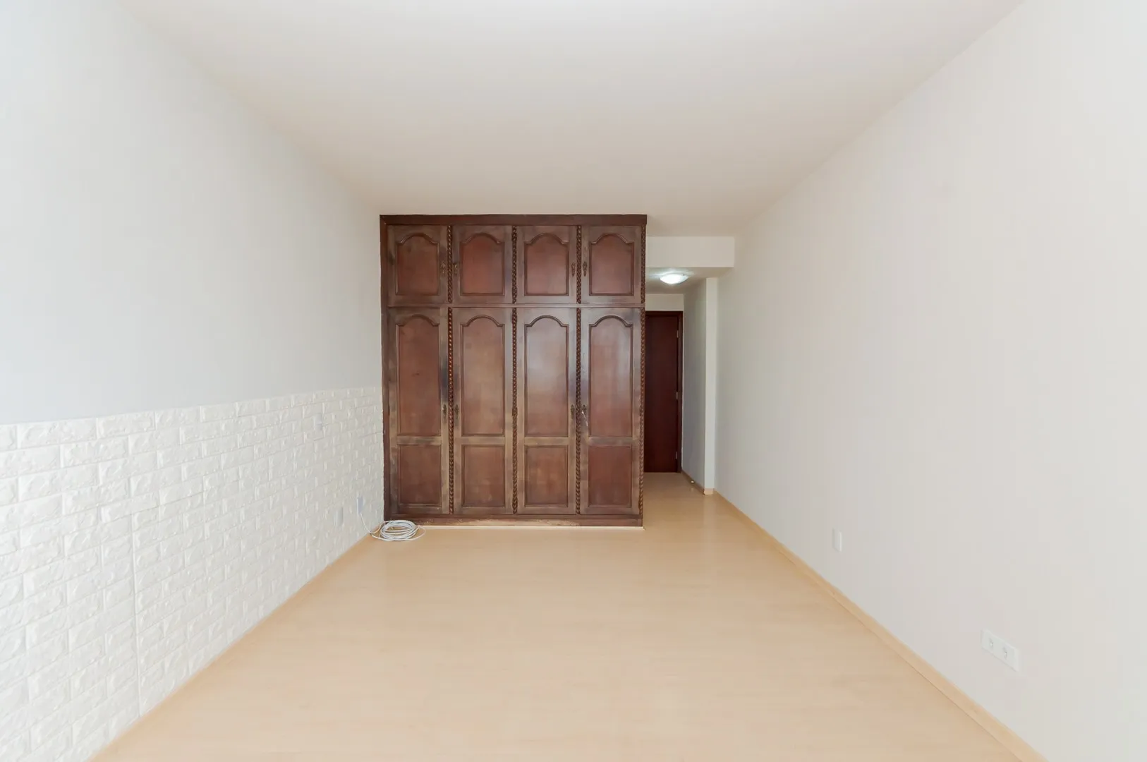 4-bedroom 239 m² apartment with 2 parking spots and 1 suite — photo 12