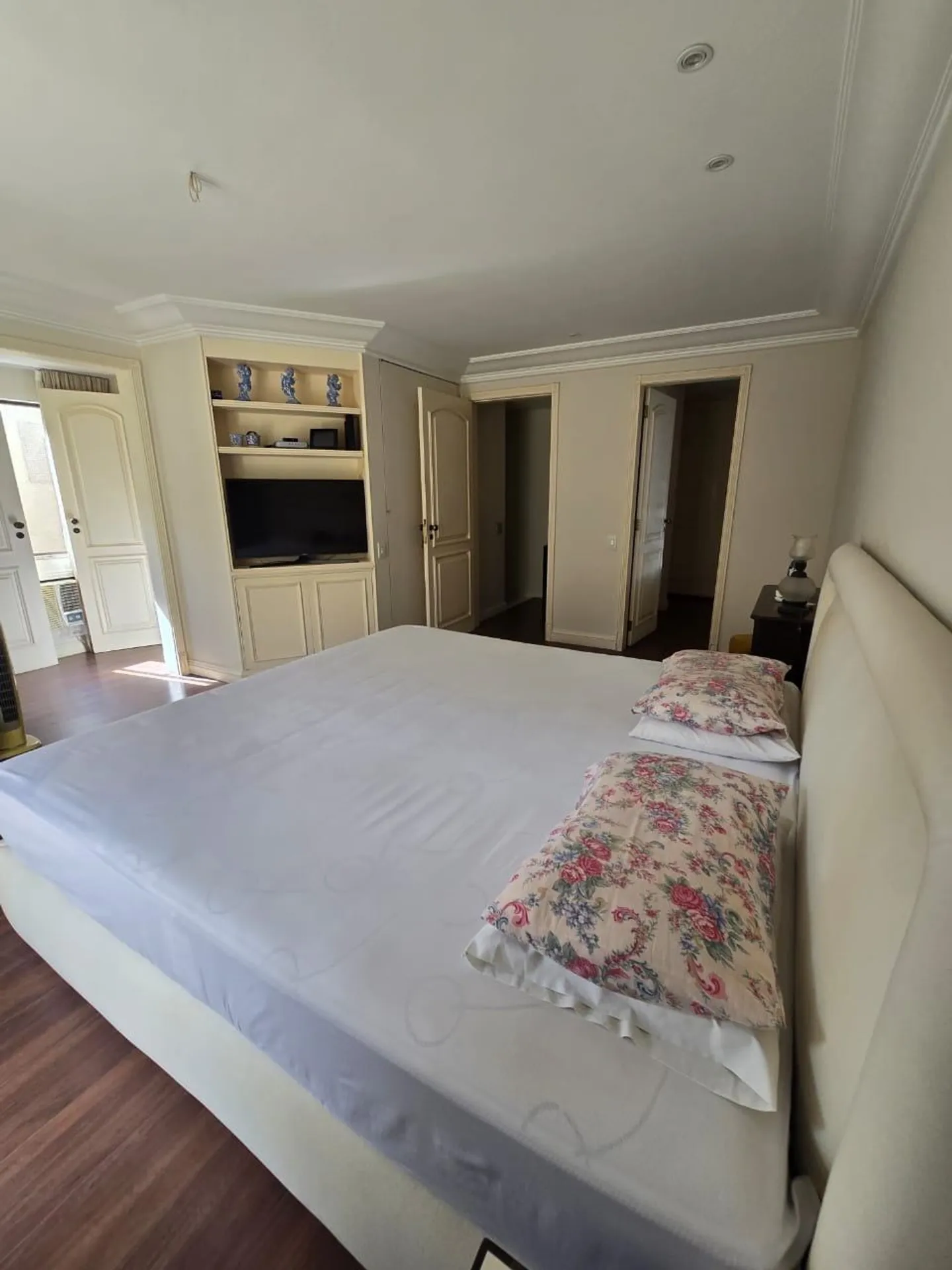 Apartamento com 3 quartos e 5 banheiros com varanda — photo 21