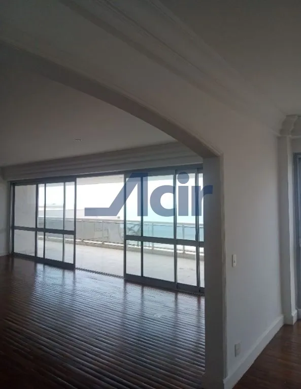 3-bedroom apartment with a water view in Rio de Janeiro — photo 20