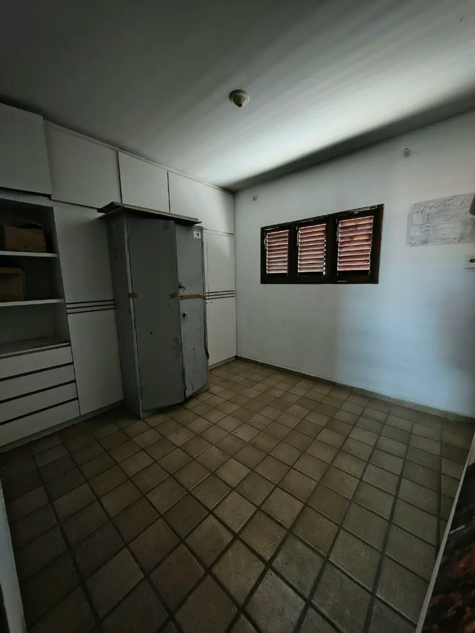 4-bedroom house, 270 m² — photo 18