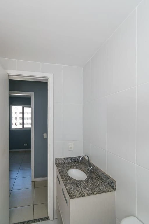 Furnished 3-bedroom apartment with 1 en-suite and balcony — photo 10