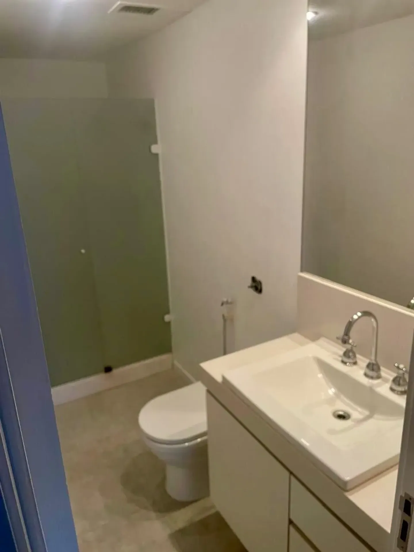 Apartment, 90 m², with wood or laminate floors — photo 6