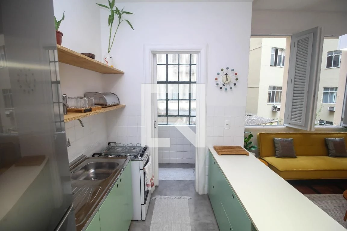 Furnished apartment with an open gas kitchen — photo 21