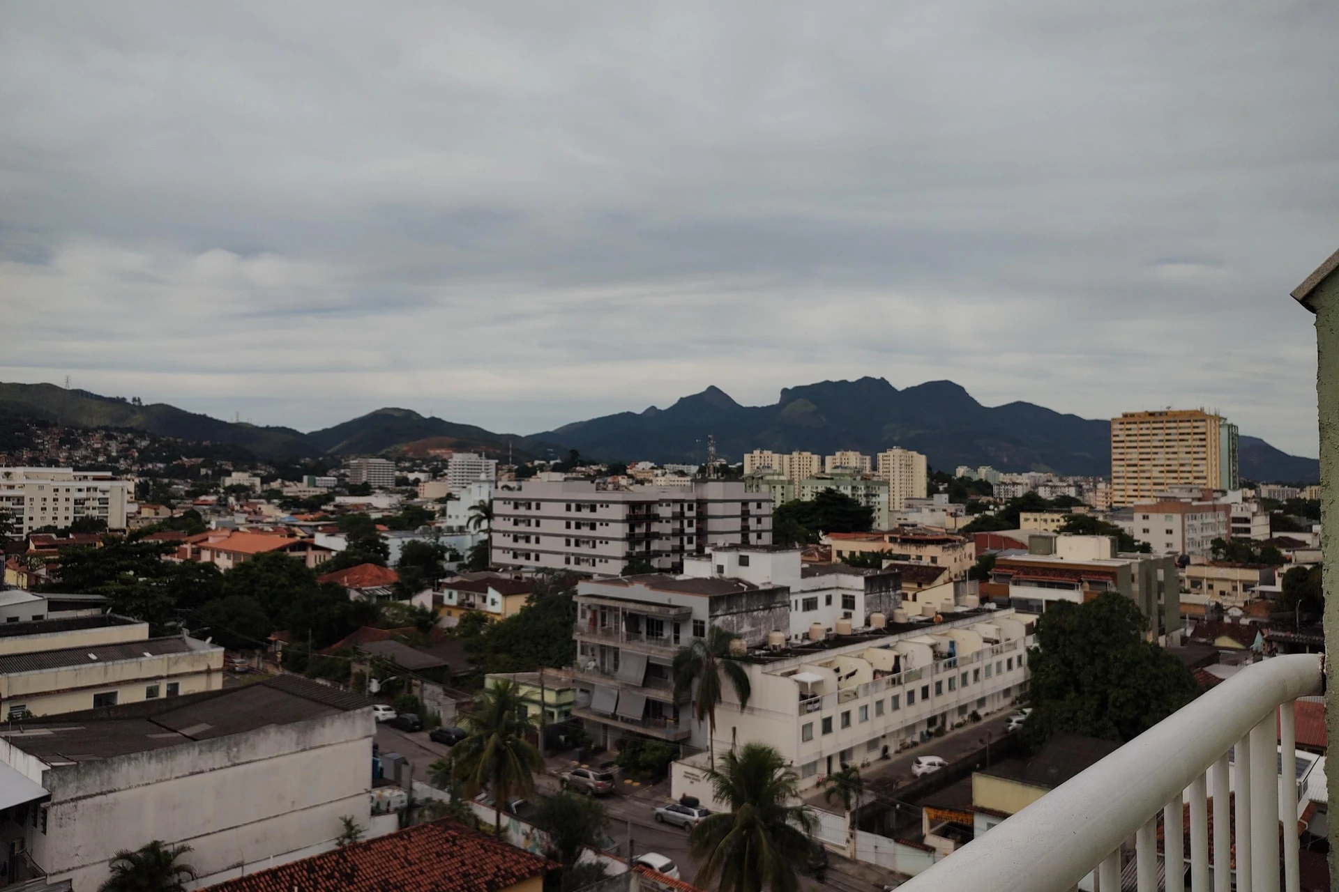 Apartment with 2 bedrooms, balcony and 1 parking space — photo 54