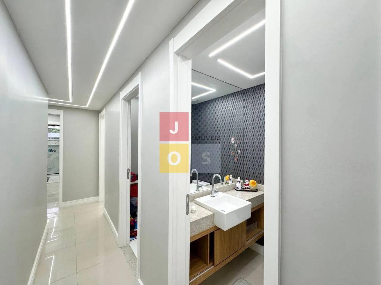 Apartamento mobiliado, 193 m², com janelas do piso ao teto — photo 11
