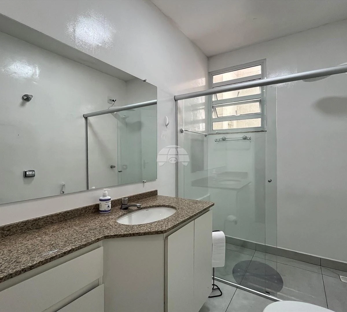 3-bedroom apartment with a park view — photo 19