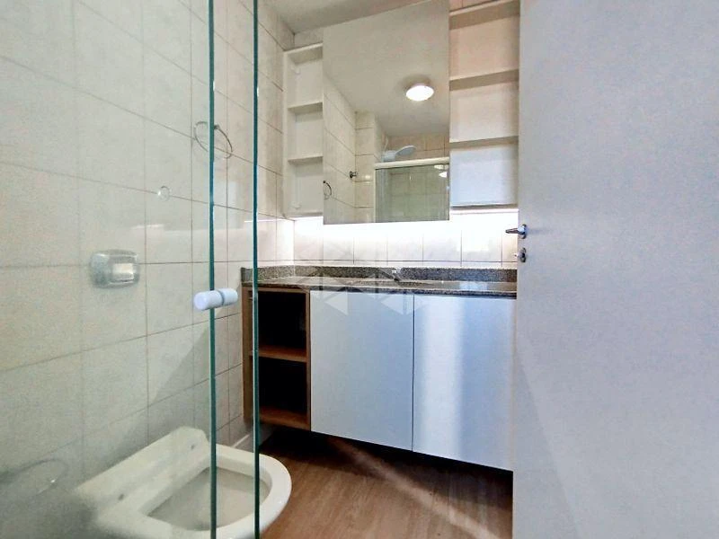 2-bedroom apartment with a washing machine in Florianópolis — photo 16