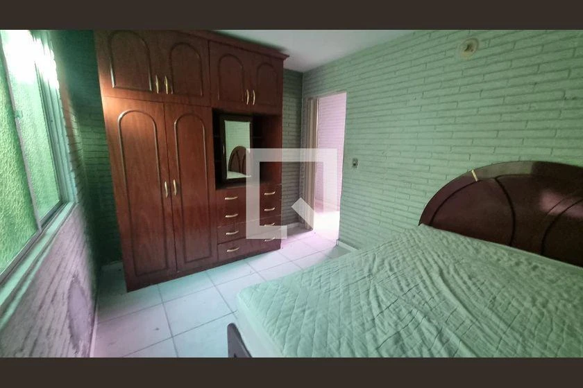 5-bedroom house with a washing machine — photo 13