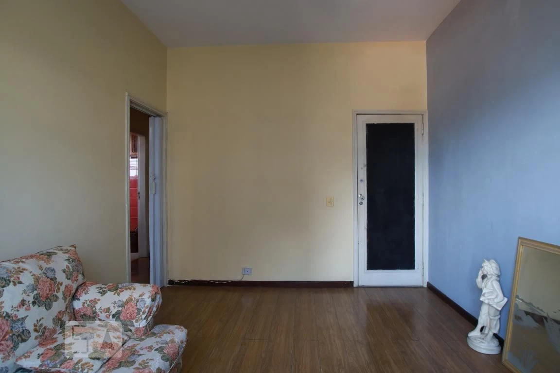 2-bedroom apartment with a mountain view — photo 22