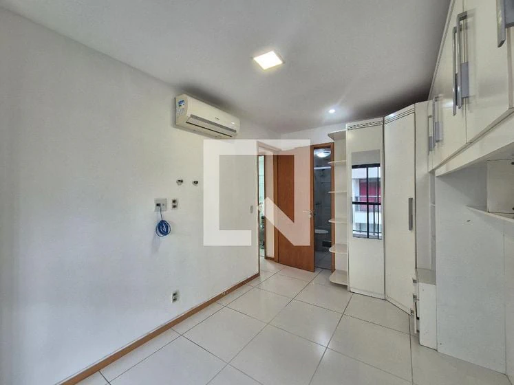 Застеклённый балкон и 3 спальни: квартира 137 м² — photo 15