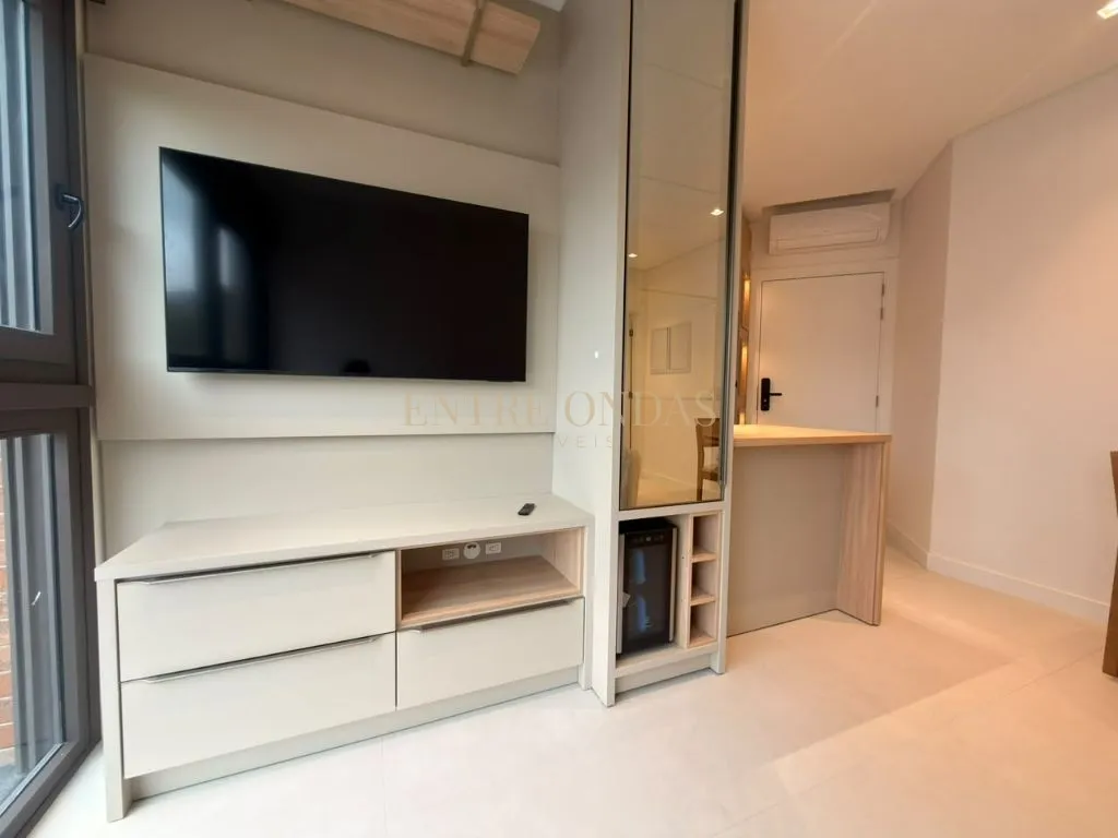 Apartment on the 5th floor with floor-to-ceiling windows — photo 30