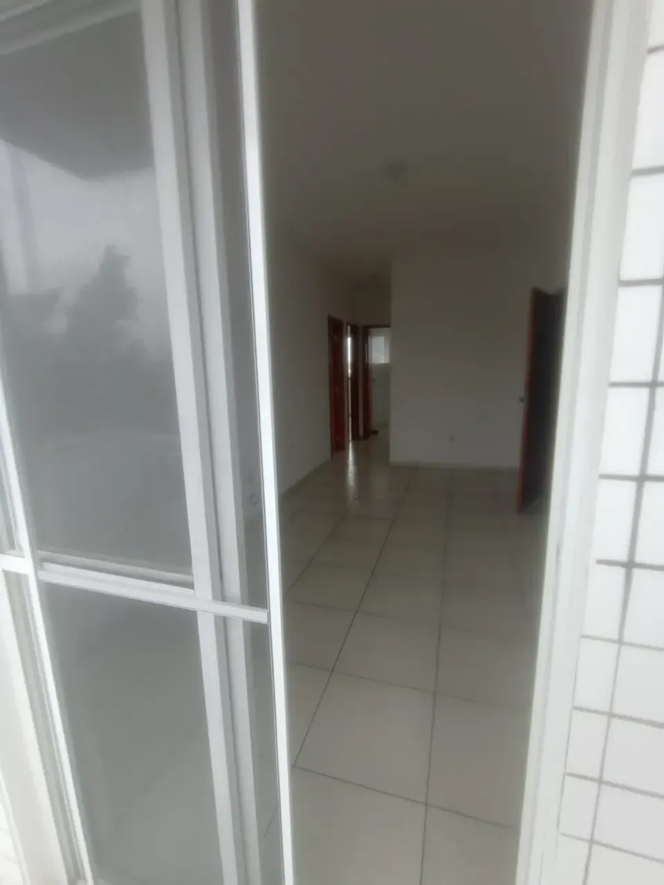 Apartamento sem mobília com 2 quartos e varanda — photo 20