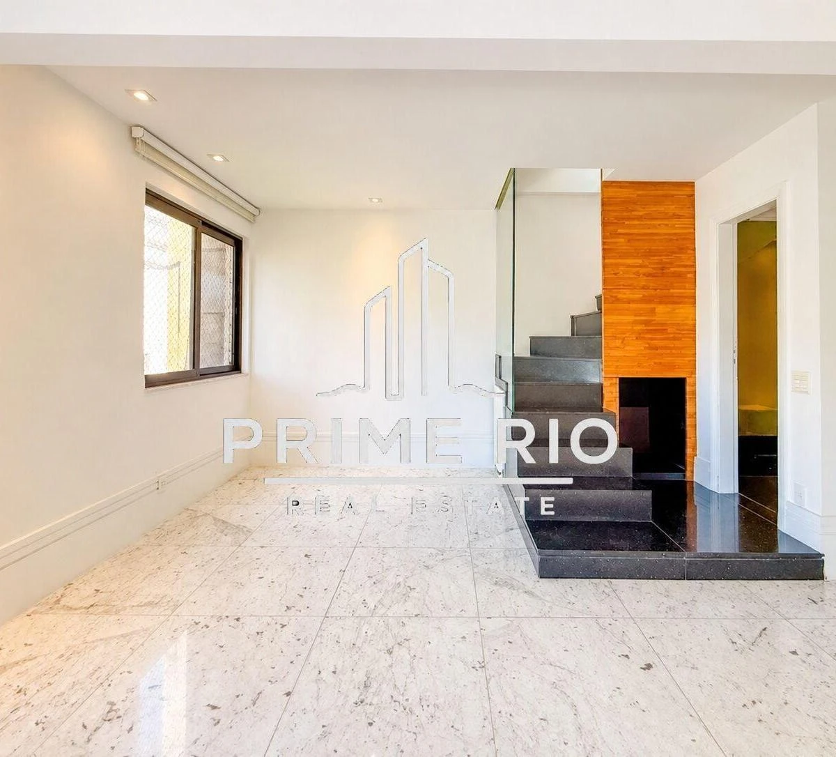 Duplex penthouse with 3 en-suite bedrooms — photo 22