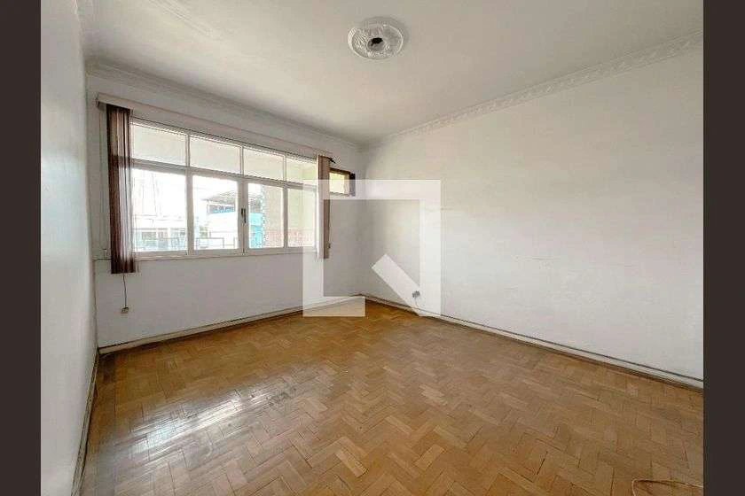Rental house with balcony, 2 bedrooms and 120 m² — photo 4