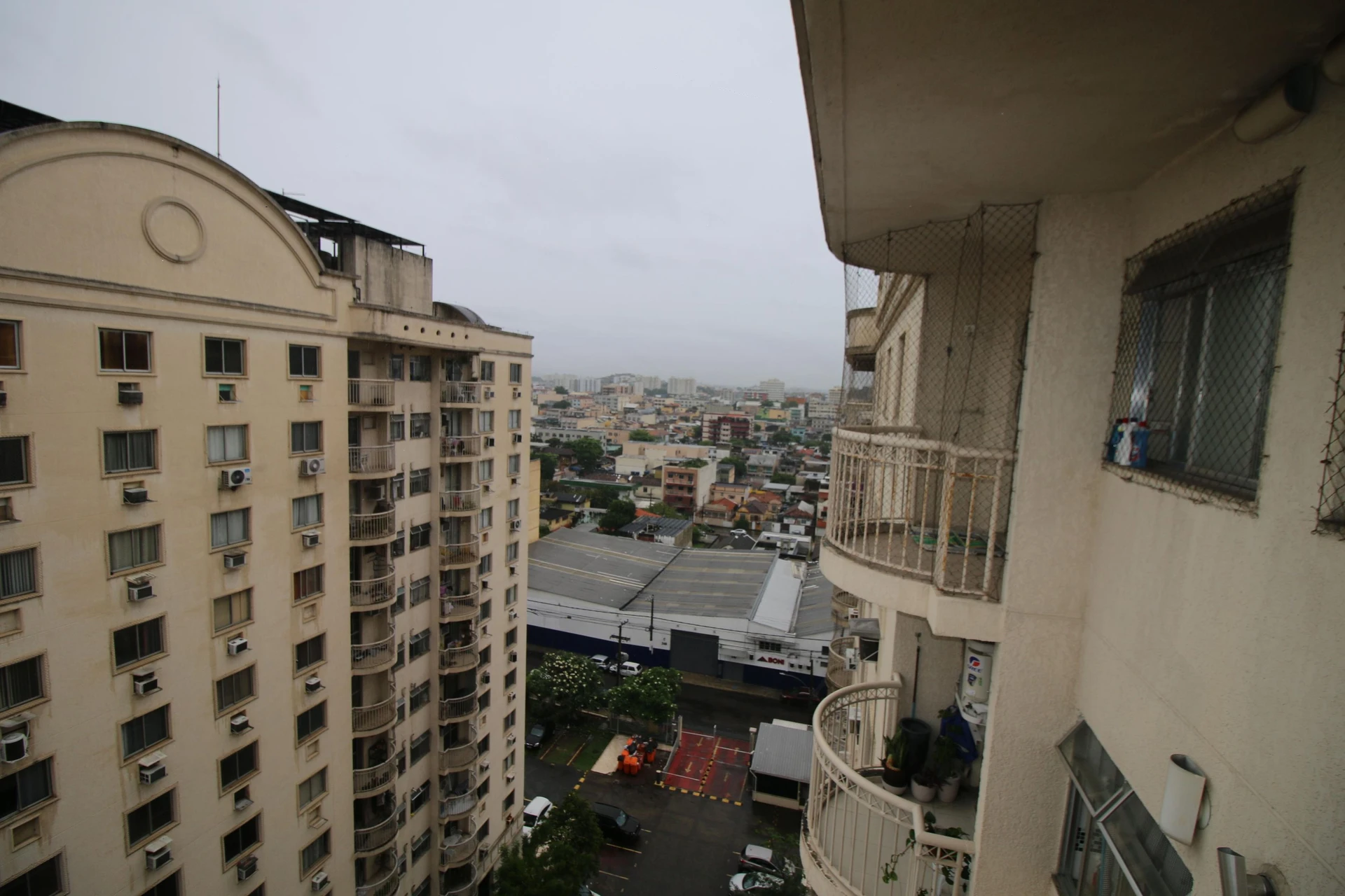 Apartamento de 3 quartos em condomínio com academia — photo 18