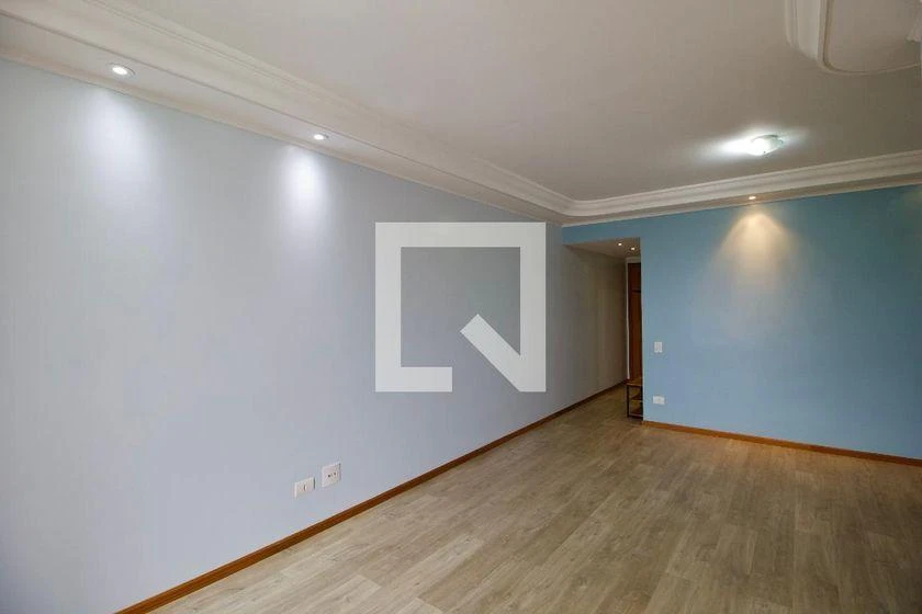 147 m² apartment with a home office and a bathtub — photo 14