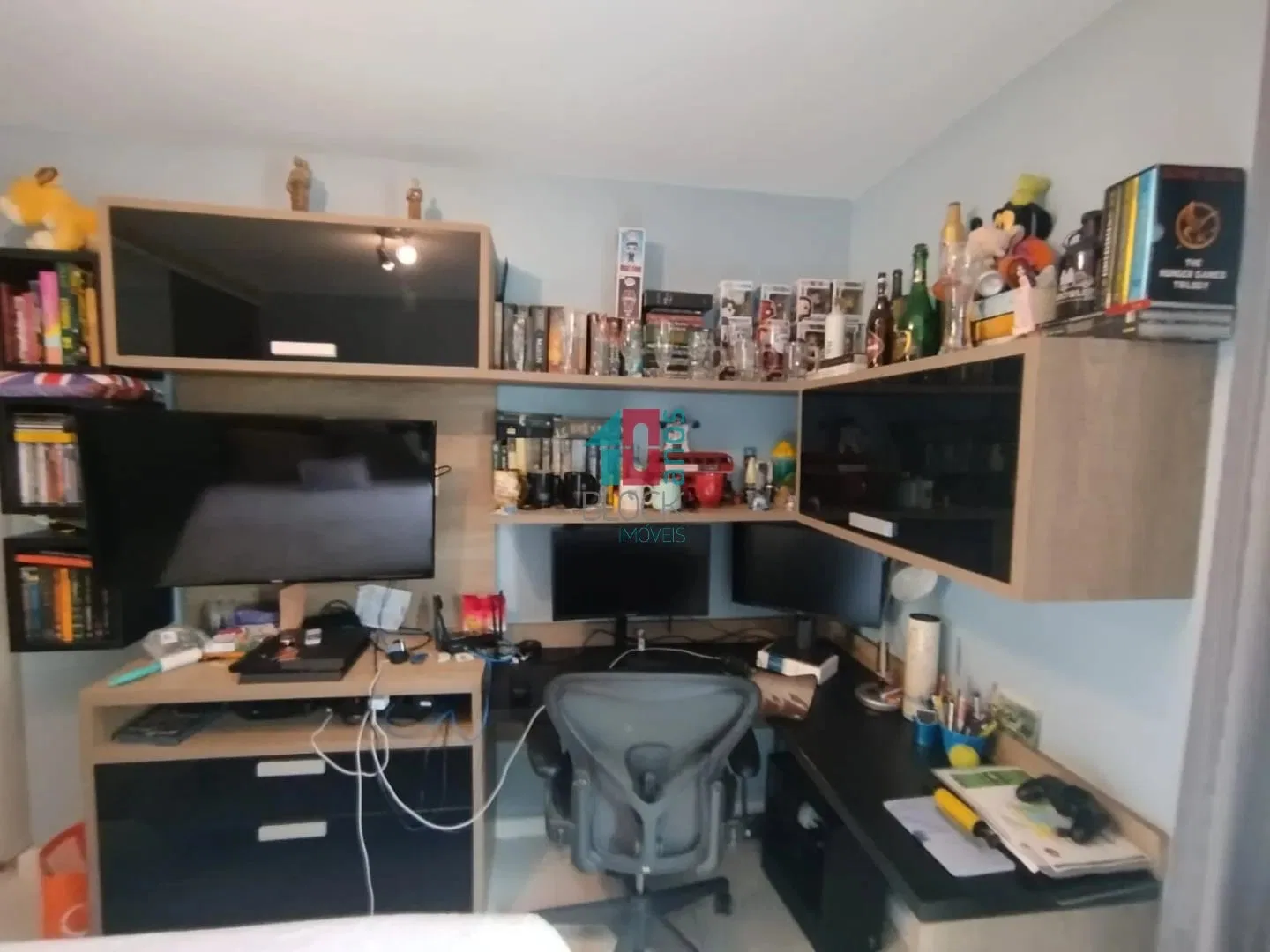 Furnished 361 m² apartment with 4 en-suite bedrooms — photo 2