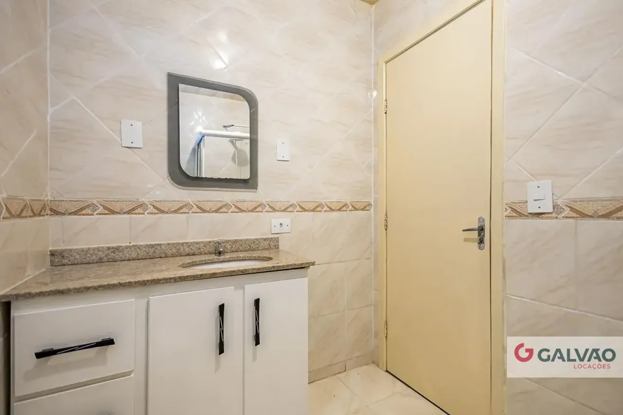 Apartamento con cocina cerrada y 3 dormitorios — photo 8