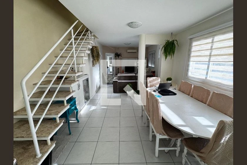 Apartamento amueblado con 3 dormitorios en suite y balcón — photo 2
