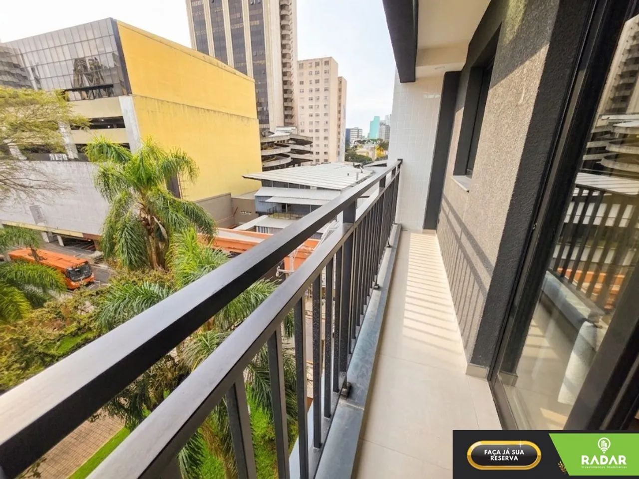 Apartamento de 42 m² com piso de madeira e 1 dormitório — photo 7