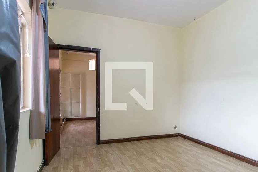 Casa sem mobília de 700 m² com 7 quartos e 6 banheiros — photo 12