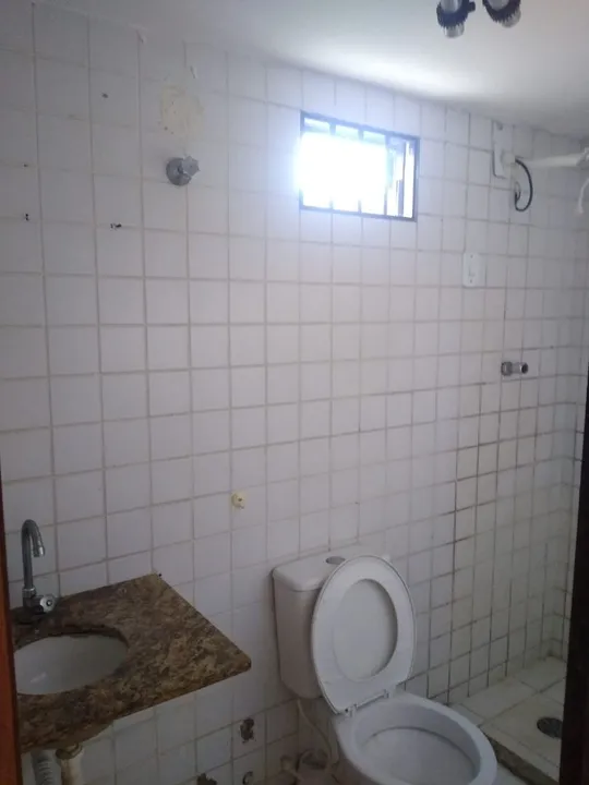 Estudio sin amueblar con calentador a gas y 1 baño — photo 13