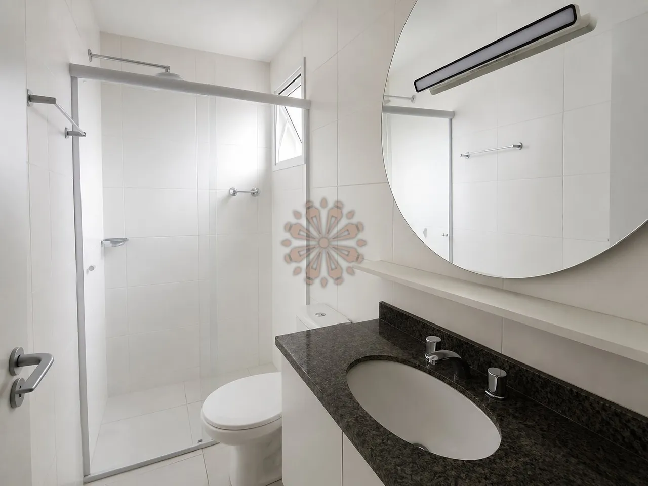 3-bedroom house with a suite and 106 m² — photo 9