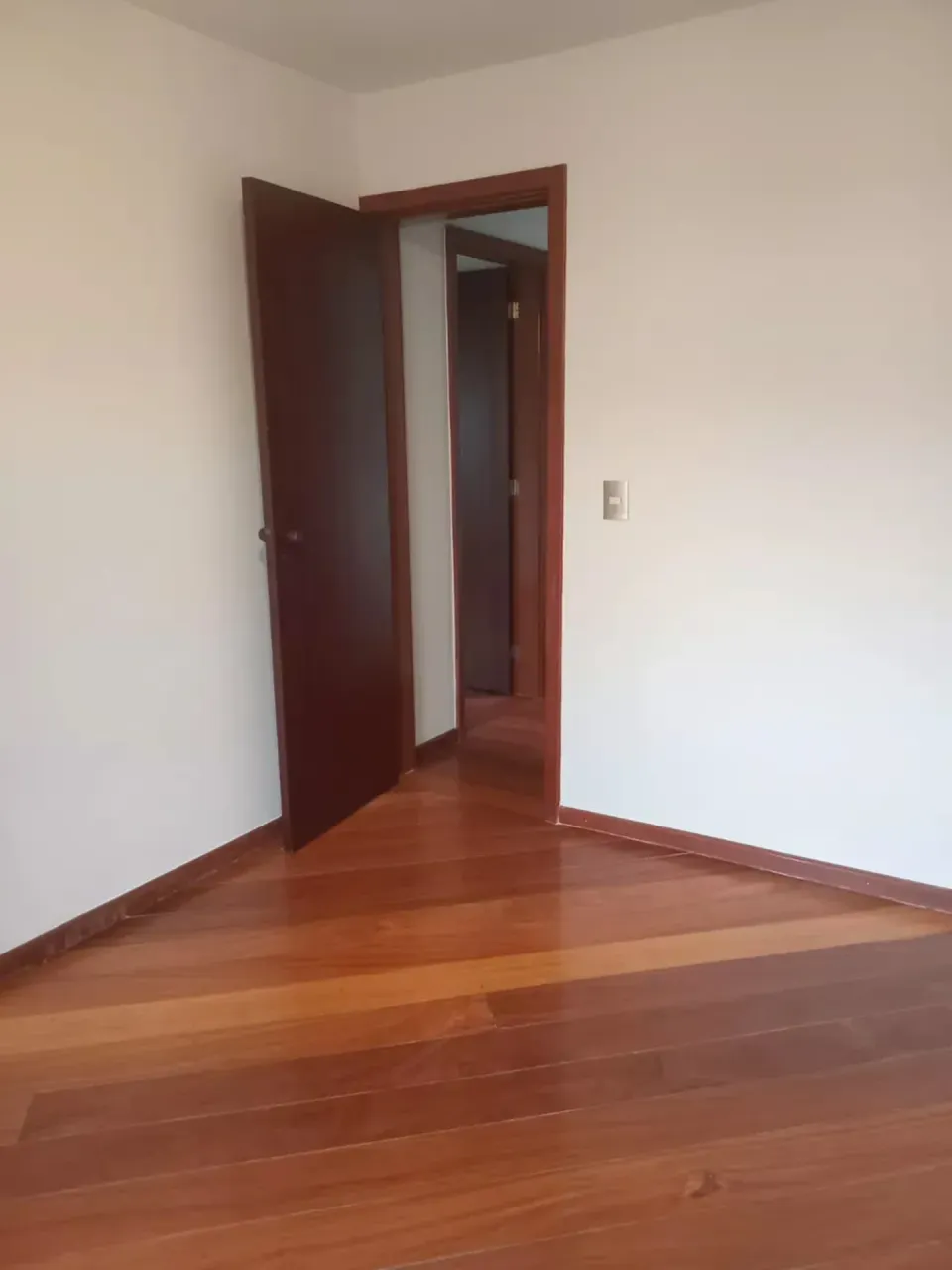 Apartamento com 2 quartos, 2 banheiros e 75 m² — photo 7