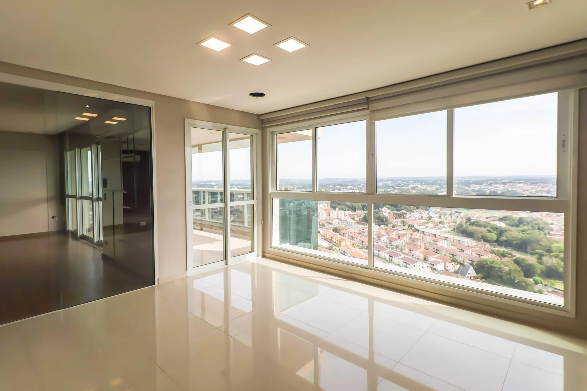 Furnished apartment, 266 m², with a bathtub — photo 2