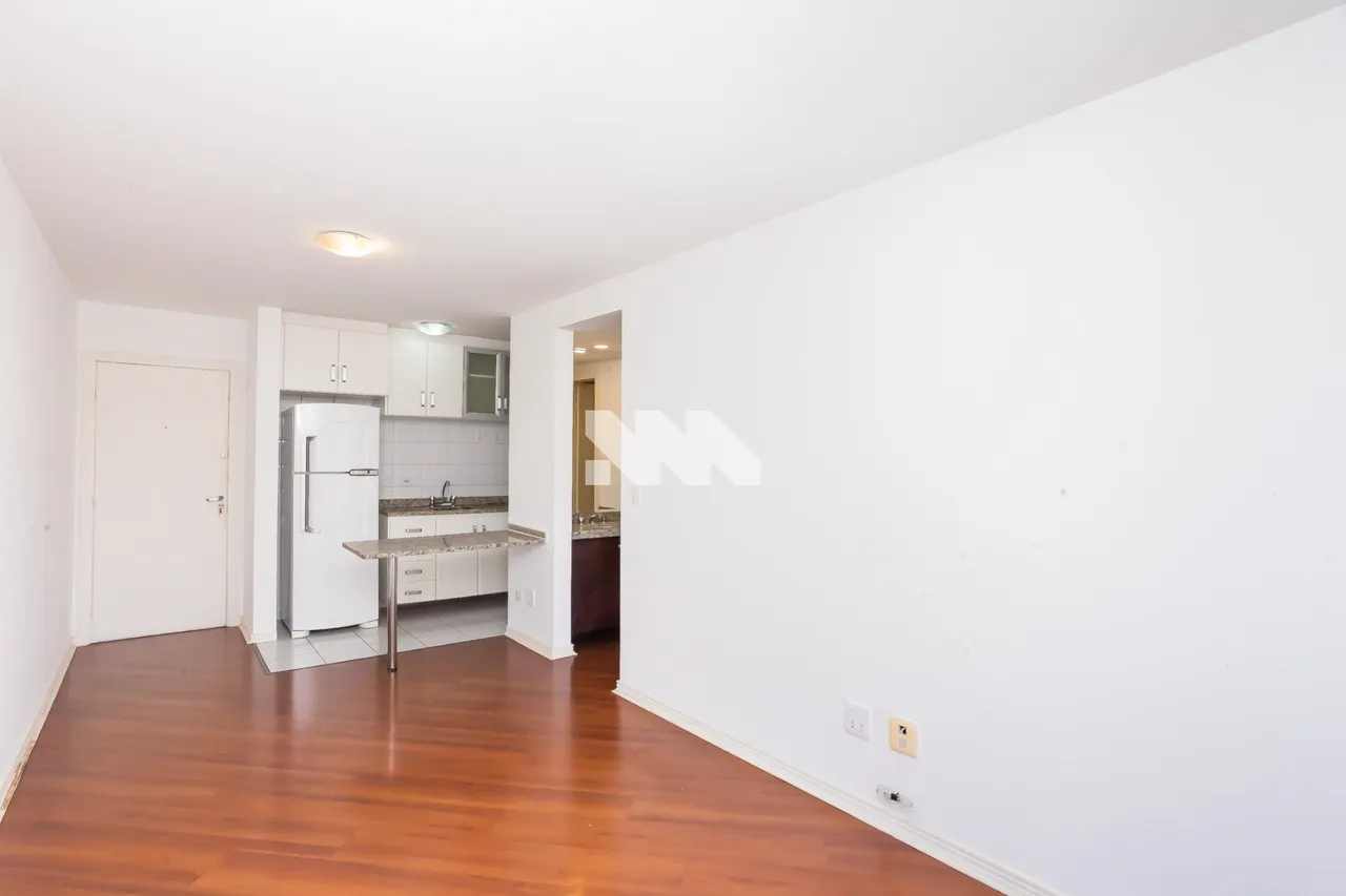 1-bedroom apartment with a balcony and 55 m² — photo 6