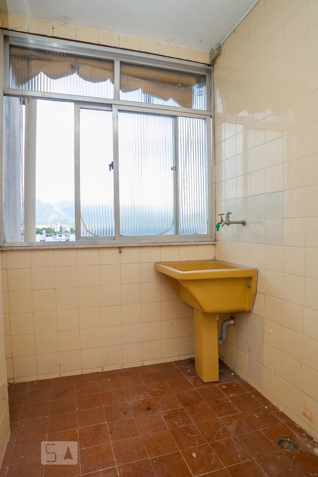 2-bedroom apartment with a mountain view in Rio de Janeiro — photo 20