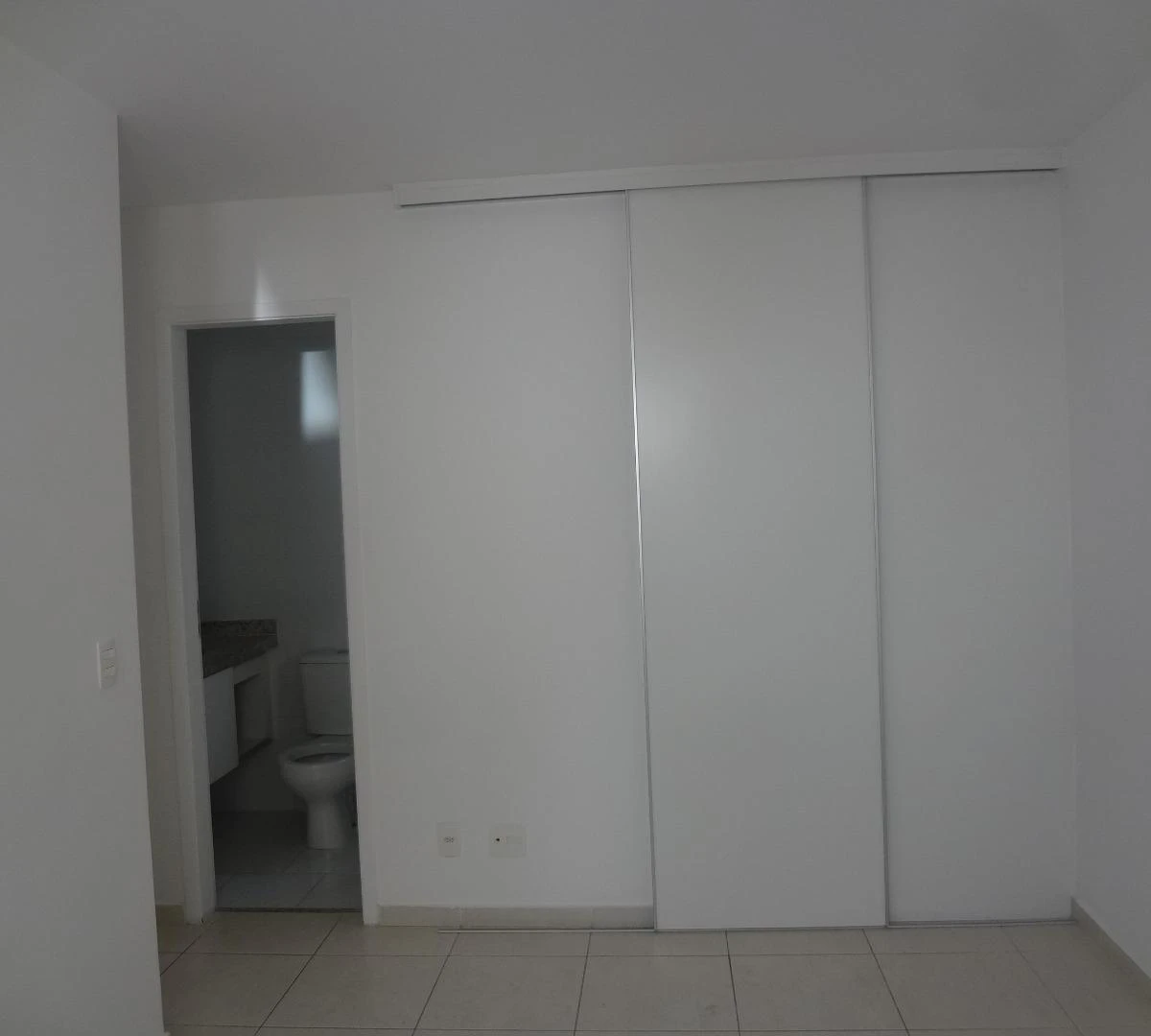 101 m² unfurnished apartment with 3 bedrooms and 2 parking — photo 4